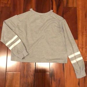 Grey long-sleeved top w/2 white stripes